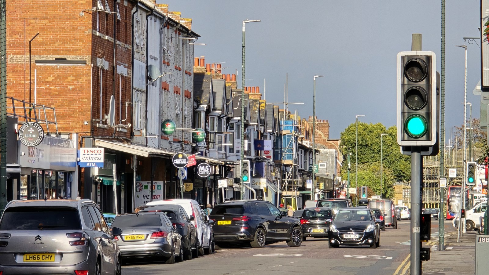 Charminster Road shops and businesses in Upper Charminster